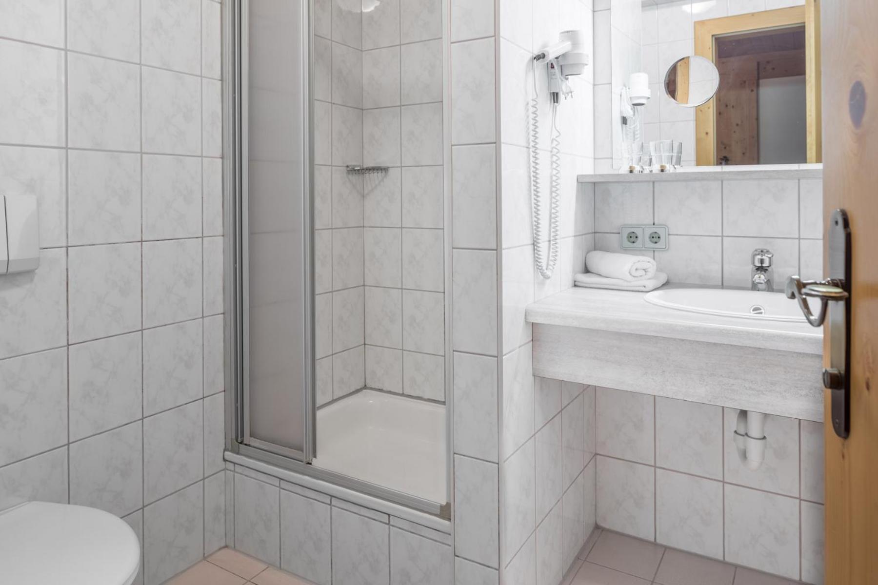 Hotel Burgstall Neustift im Stubaital Room photo