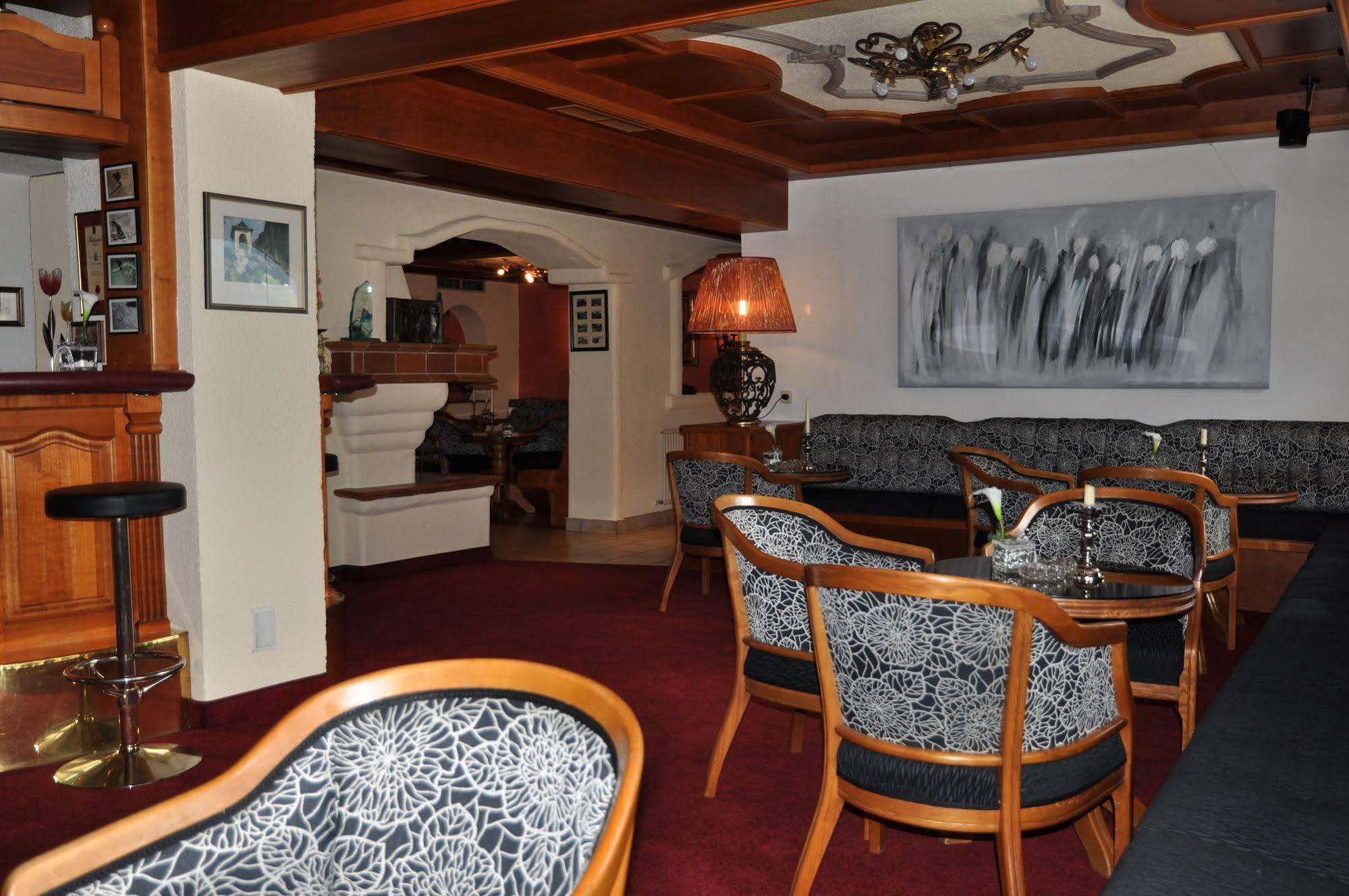 Hotel Burgstall Neustift im Stubaital Exterior photo